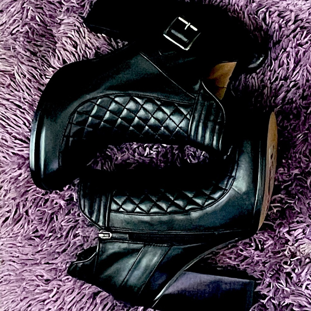Beautiful black boots